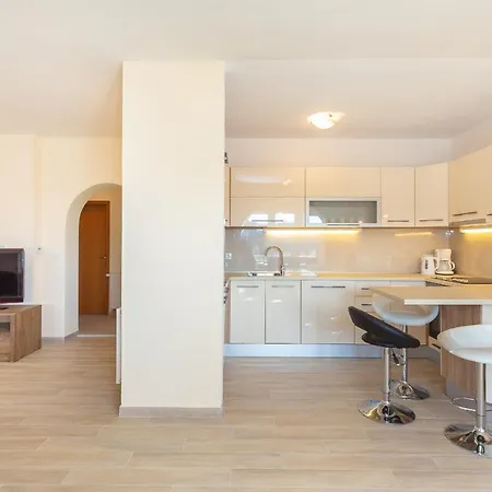 Finnella Apartment *